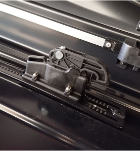 Μπαγκαζιέρα Οροφής Αυτοκινήτου Μαύρη Γυαλιστερή Με Διπλό Άνοιγμα & Quick Fix Τοποθέτηση Rackit Star 440lt