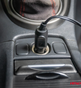 Κομπρεσέρ Αέρος Συμπιεστής Αυτοκινήτου AMIO 12V 100W με Ψηφιακή Οθόνη LED, Φακό και 4 Αντάπτορες για Λάστιχα & Φουσκωτά