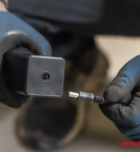 Κομπρεσέρ Αέρος Συμπιεστής Αυτοκινήτου AMIO 12V 100W με Ψηφιακή Οθόνη LED, Φακό και 4 Αντάπτορες για Λάστιχα & Φουσκωτά